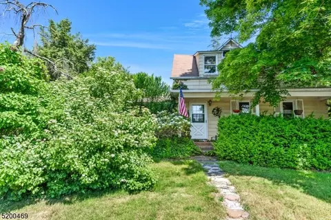 22 Main, Mount Olive, NJ 07836