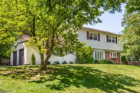79 Ashburn Rd, Wayne, NJ 07470 photo 1