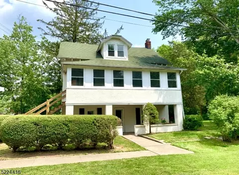 63 Poplar Dr, Long Hill, NJ 07980