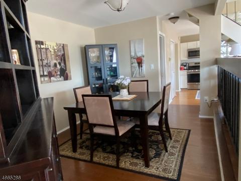 50 Sycamore Ct, Basking Ridge, NJ 07920