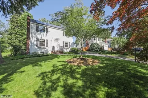 59 Maple St, New Providence, NJ 07974