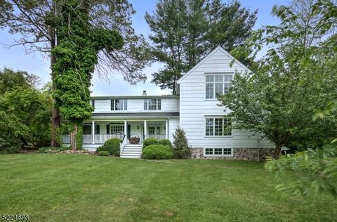 33 Orchard Hill Rd, Bernardsville, NJ 07924