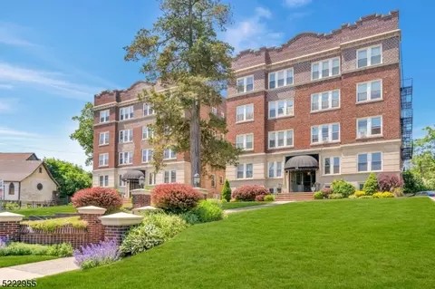 16 Forest St #102, Montclair, NJ 07042