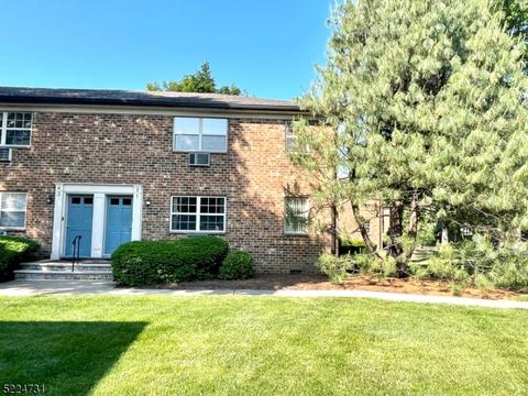 19 Savage Rd U17c1 #1, Denville, NJ 07834
