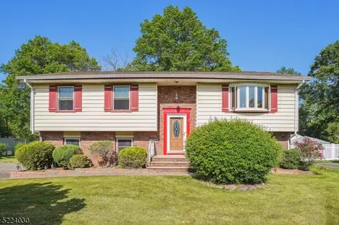 5 Crane Dr, Montville Twp, NJ 07058
