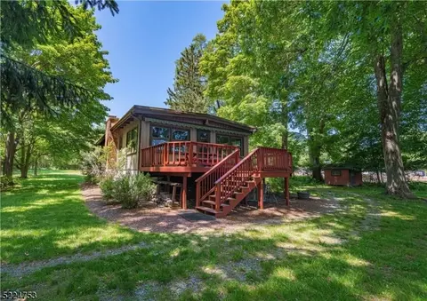 7753 Martins Creek Belvidere, Bangor, PA 18013