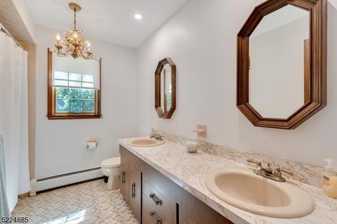 142 Emerald Ct, Paramus, NJ 07652 photo 27