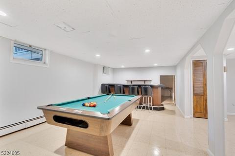 142 Emerald Ct, Paramus, NJ 07652 photo 29