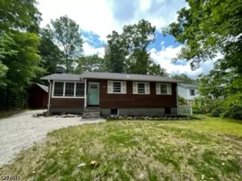 529 Pocasset Rd, Vernon Twp, NJ 07422