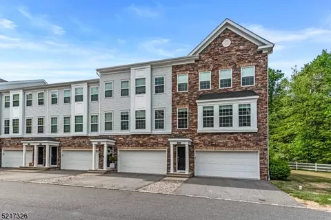 1810 Devon Ln, Rockaway, NJ 07866