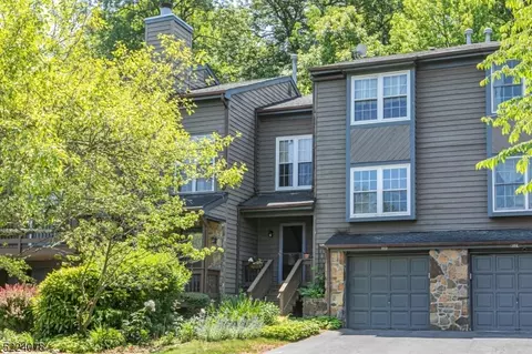 35 Chicopee Dr # d, Princeton, NJ 08540