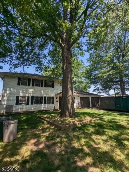 329 Boxwood Ct, Elizabeth, NJ 07202