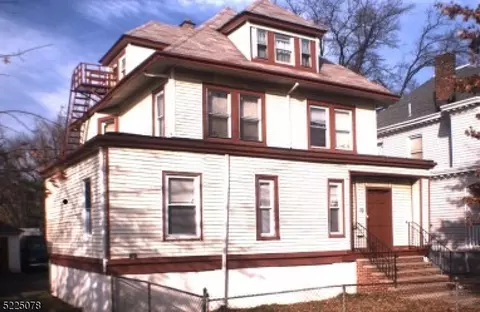 19 Washington Ter, East Orange, NJ 07017