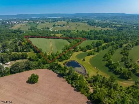 107 Pittstown Rd, Franklin Twp, NJ 08867