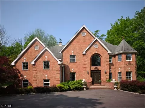 206 Taylors Mill Rd, Lebanon, NJ 08833