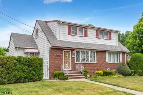 55 Donna Dr, Clifton, NJ 07013