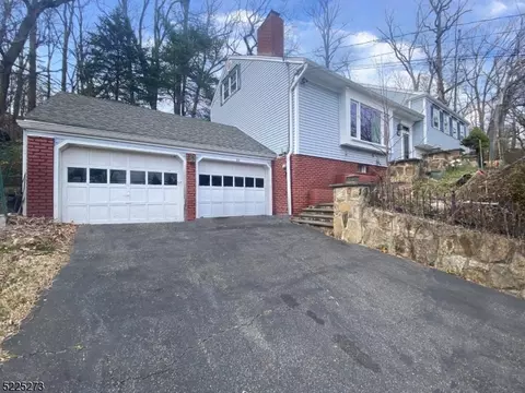 38 Skyline Dr, Morristown, NJ 07960
