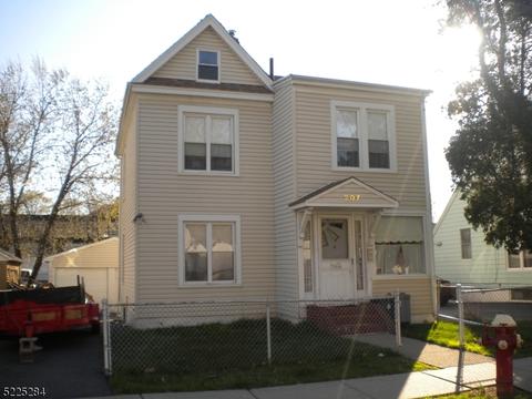 207 Randolph St, Passaic, NJ 07055