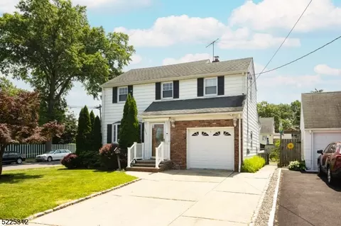 1059 Schneider Ave, Union, NJ 07083