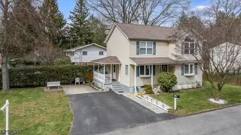 58 Turner St, Dover, NJ 07801