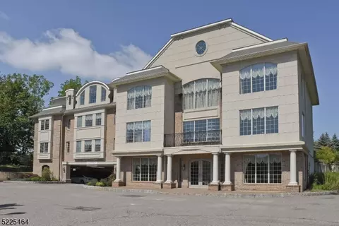 16 Main St #C4, Sparta, NJ 07871