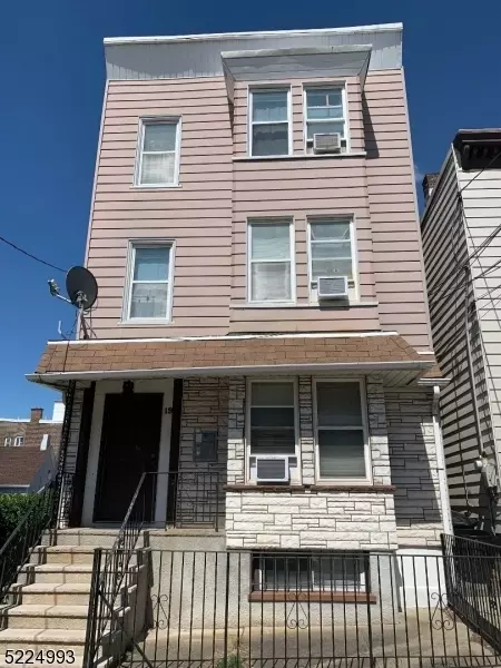 19 John St, Kearny, NJ 07032