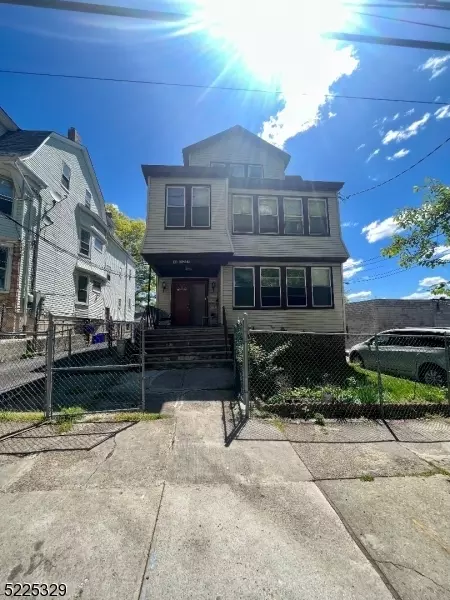 108 Treacy Ave, Newark, NJ 07108