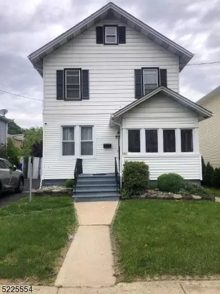 1115 Thompson Ave, Roselle, NJ 07203