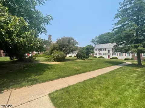 953 D E #142, Plainfield, NJ 07062 photo 12