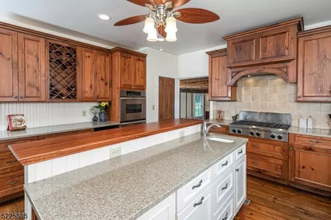 165 Spring Hill Rd, Montgomery, NJ 08558 photo 9