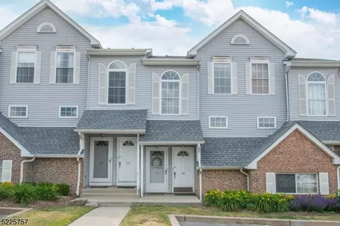 25 Victory Ct, Dover, NJ 07801