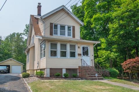 40 Grove Ave, Verona, NJ 07044