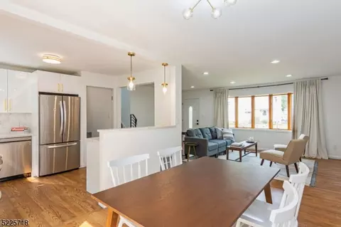 2869 Willard Pl, Union, NJ 07083