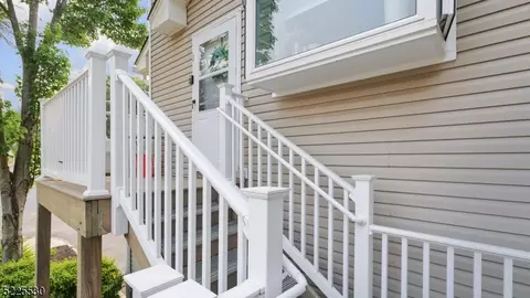 1 Stevens Ct, Bedminster, NJ 07921 photo 3