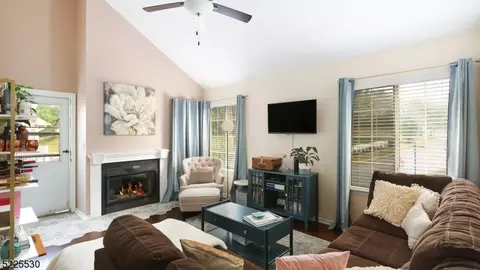 1 Stevens Ct, Bedminster, NJ 07921 photo 5