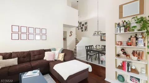 1 Stevens Ct, Bedminster, NJ 07921 photo 8