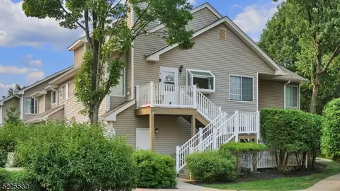 1 Stevens Ct, Bedminster, NJ 07921