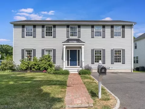 28 Maple St, Bernardsville, NJ 07924