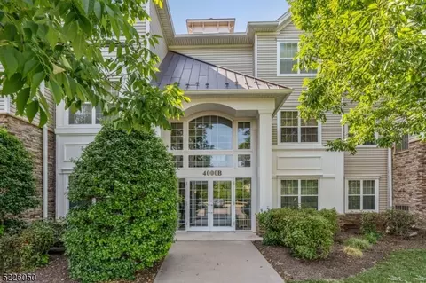 4107 Chesterwood Way, Somerset, NJ 08873
