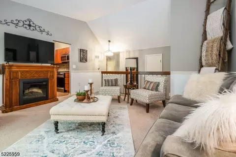 304 Spruce Hills Dr, Glen Gardner, NJ 08826