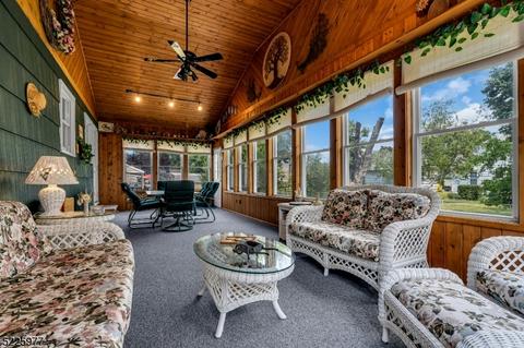 119 S 16th Ave, Manville, NJ 08835