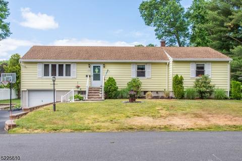 22 Cypress Ave, Lincoln Park, NJ 07035