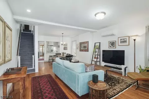 270 N Union St, Lambertville, NJ 08530