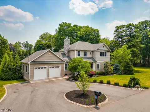 9 Acken Ln, Princeton, NJ 08540