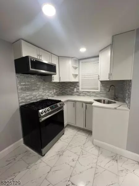 550 E Milton Ave, Rahway, NJ 07065