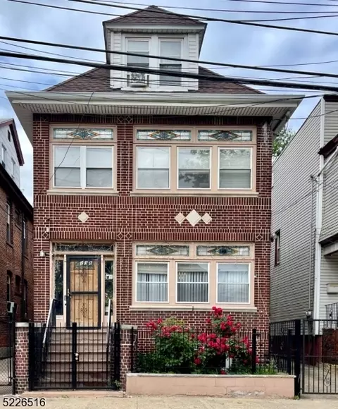 238 Stegman St, Jersey City, NJ 07305