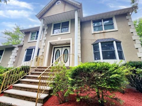 139 Old Changebridge Rd, Montville, NJ 07045