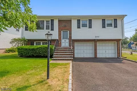 203 N 19th St, Kenilworth, NJ 07033