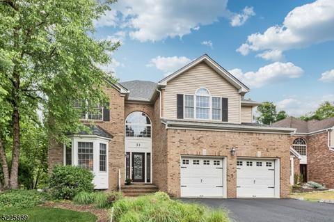 31 Windemere Ct, Whippany, NJ 07981