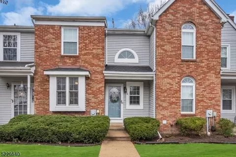 26 Pond Ct, Hillsborough, NJ 08844